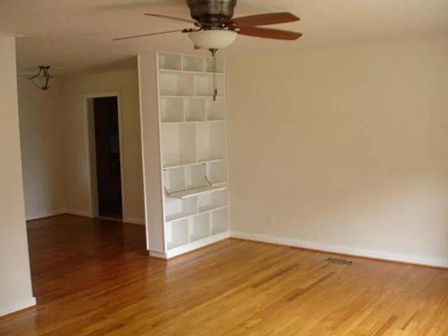 2910 Heutte Dr — Photo 4