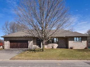 104 Meadowlark Rd SE, Saint Michael, MN 55376