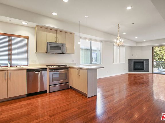 2nd image of 819 S Holt Ave APT 200