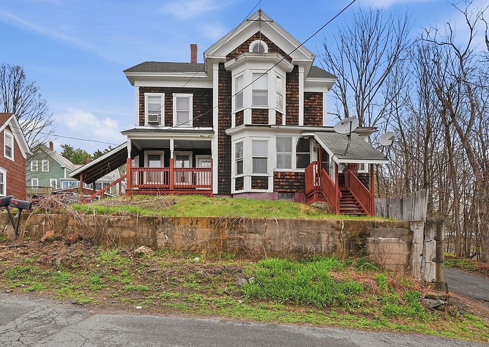 1st image of 35 Summer St