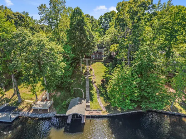 401 Sagamore Dr, Louisburg, NC 27549