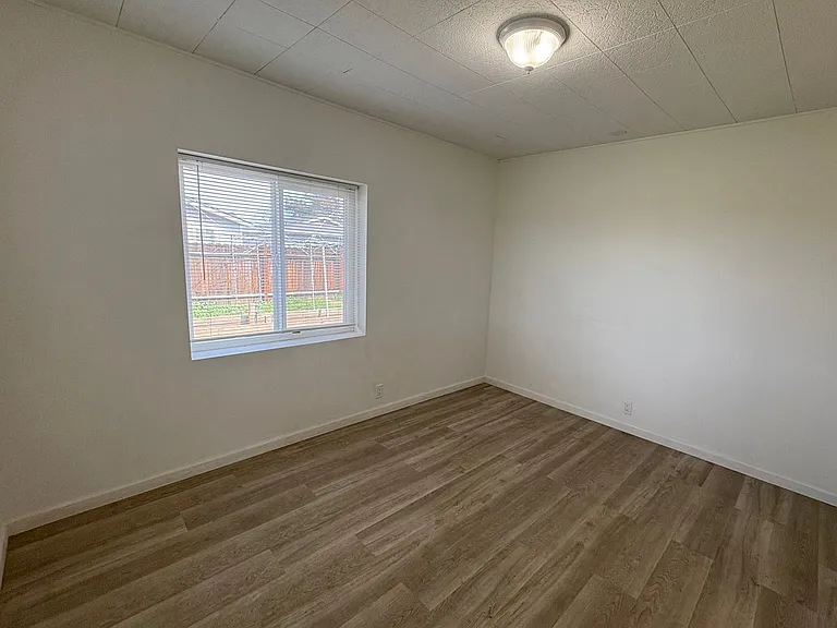 3320 Concord Ave — Photo 6