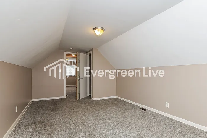 4014 Woodcliffe Ave — Photo 13