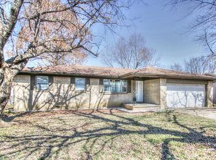 1304 W Bert St, Claremore, OK 74017