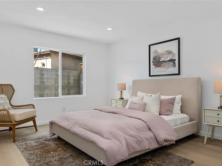 4747 Pixie Ave — Photo 4
