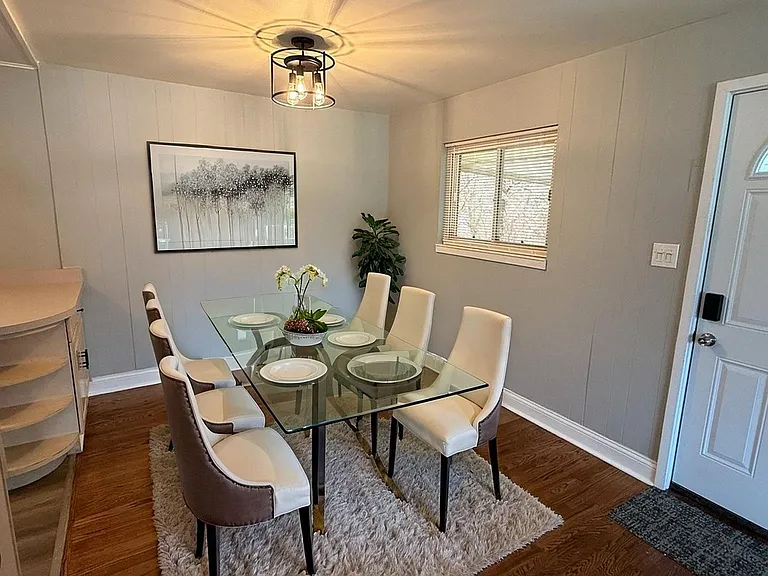 8862 Zodiac Dr — Photo 4