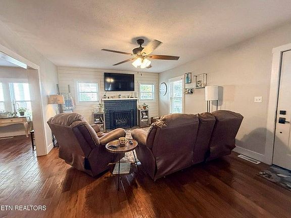5th image of 151 N Main St