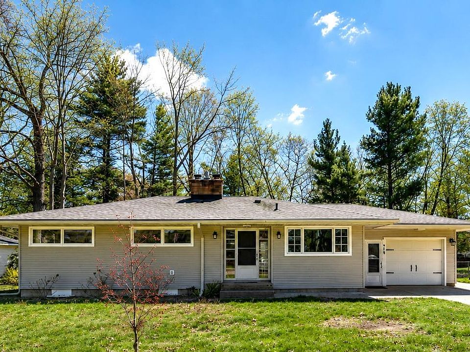 1st image of 519 Woodland Dr
