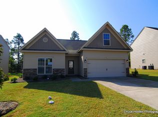 109 Lanchire St, Lexington, SC 29073