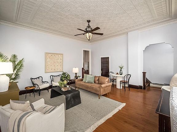 5th image of 5057 Grace Ave