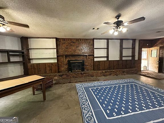3rd image of 308 Three Rivers Ln