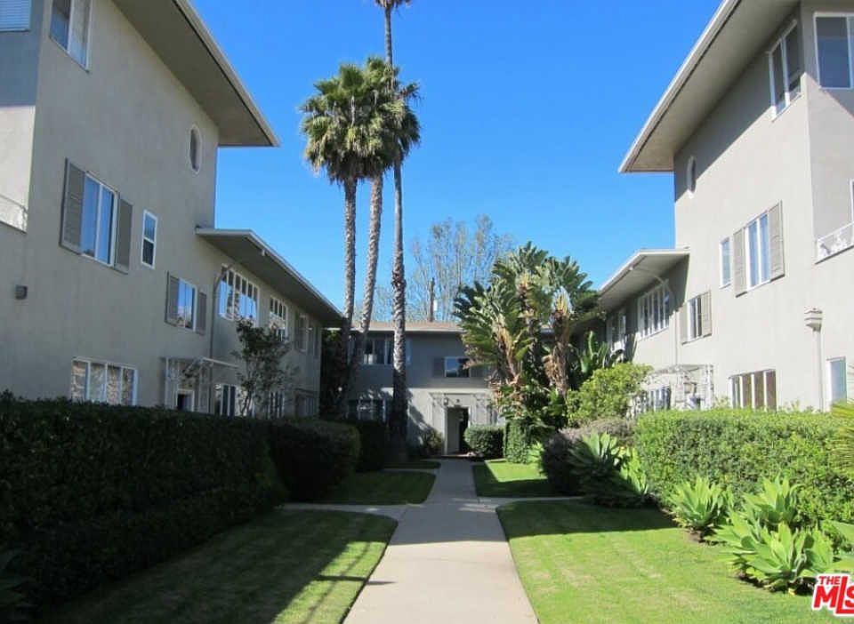 1st image of 129 San Vicente Blvd