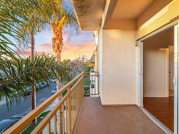 3rd image of 3328 Oakhurst Ave APT 211