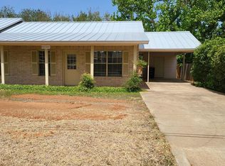 1004 W Hill St APT A, Fredericksburg, TX 78624