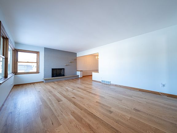 2nd image of 5209 W 61st St