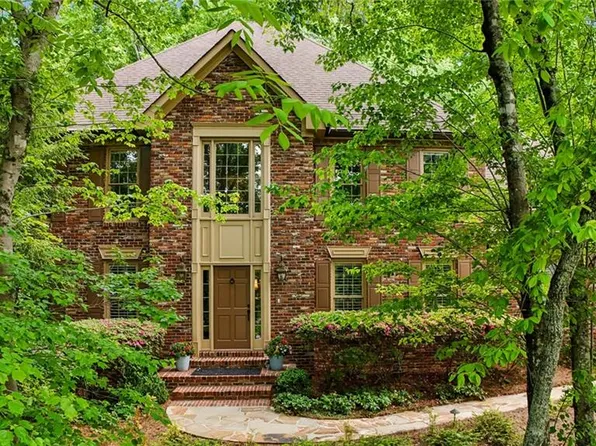 145 Wing Mill Rd, Sandy Springs, GA 30350