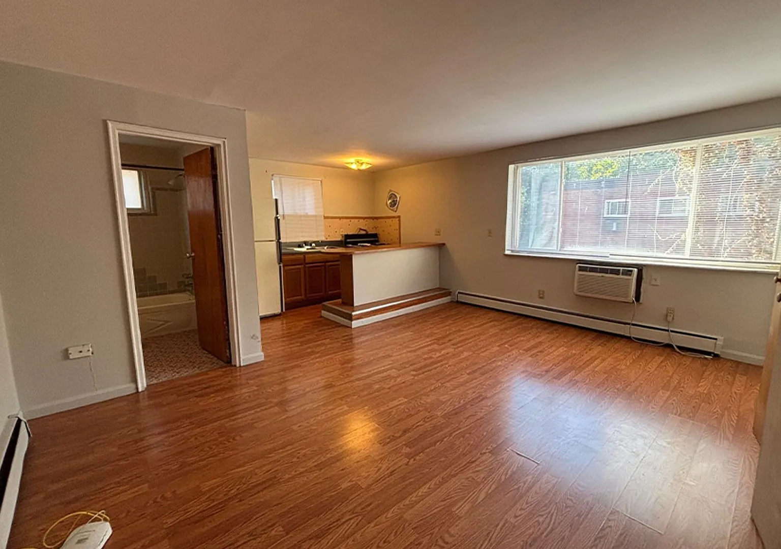 Lowell 507 — Photo 1