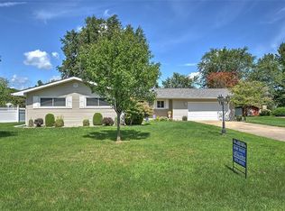 1706 Bob O Link Dr, Decatur, IL 62521