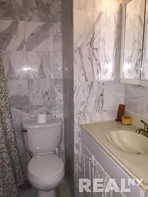 Rented by REAL New York | media 45