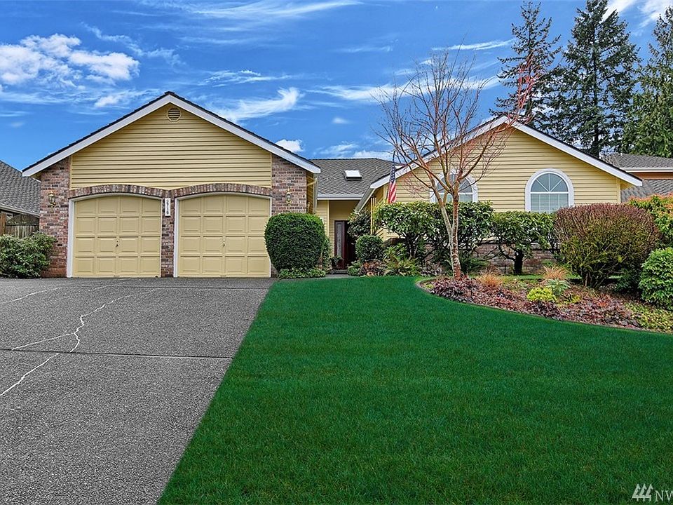 1st image of 2716 161st Pl SE