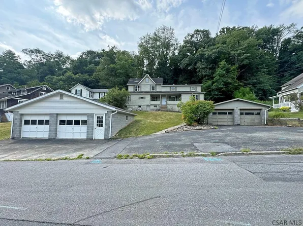 417 Southmont Blvd, Johnstown, PA 15905