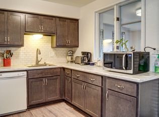 716 Columbia Ave, South Milwaukee, WI 53172