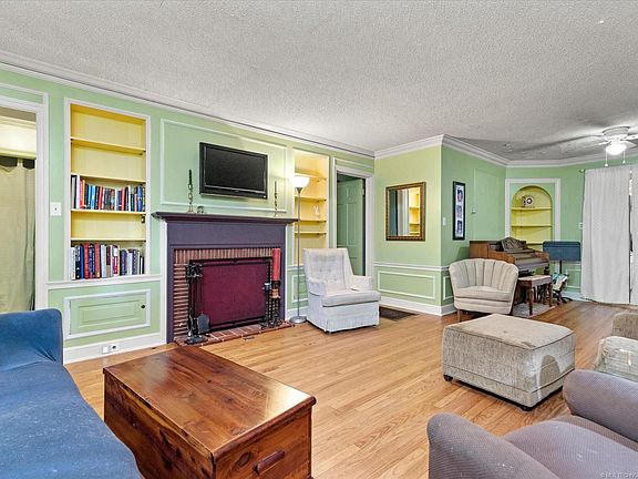 5th image of 1721 S Johnstone Ave