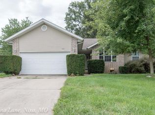 1230 Verna Ln, Nixa, MO 65714
