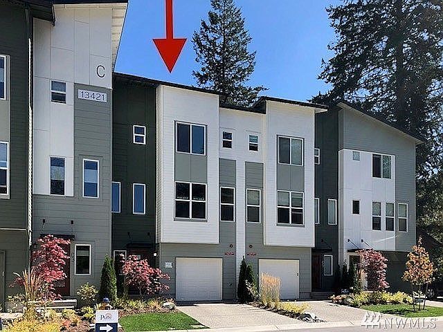 1st image of 13421 C4 Admiralty Way