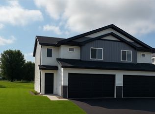 2119 Cleveland Way S, Cambridge, MN 55008