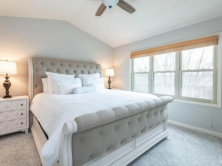 3253 S Southern Oaks Dr — Photo 3