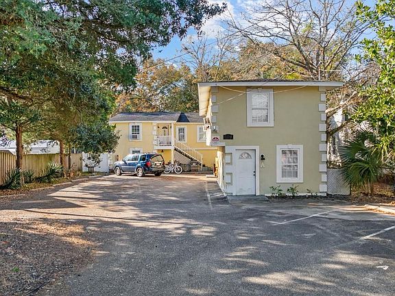 3rd image of 611 4th Ave. N