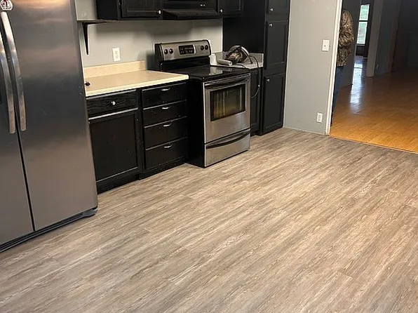 423 County Road 451, Oak Ridge, MO 63769