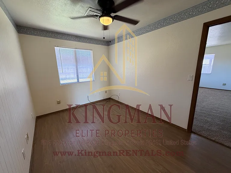 2604 Phoenix Ave — Photo 11