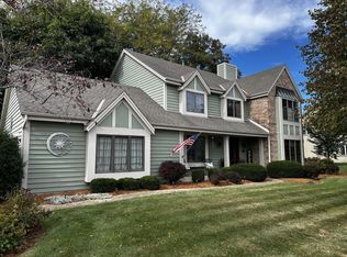 5342 Zachary Dr, Racine, WI 53403