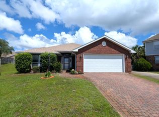 462 Sandmore Shores Dr, Mary Esther, FL 32569