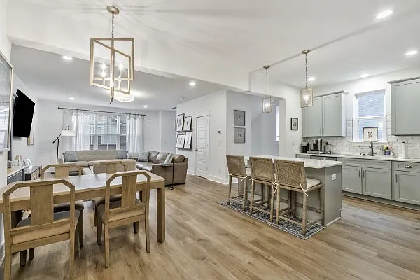 7014 Westside Cir — Photo 10