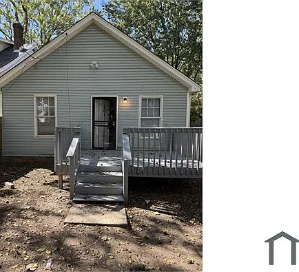 3 bed, 1100 sqft, $1,329 — Photo 4