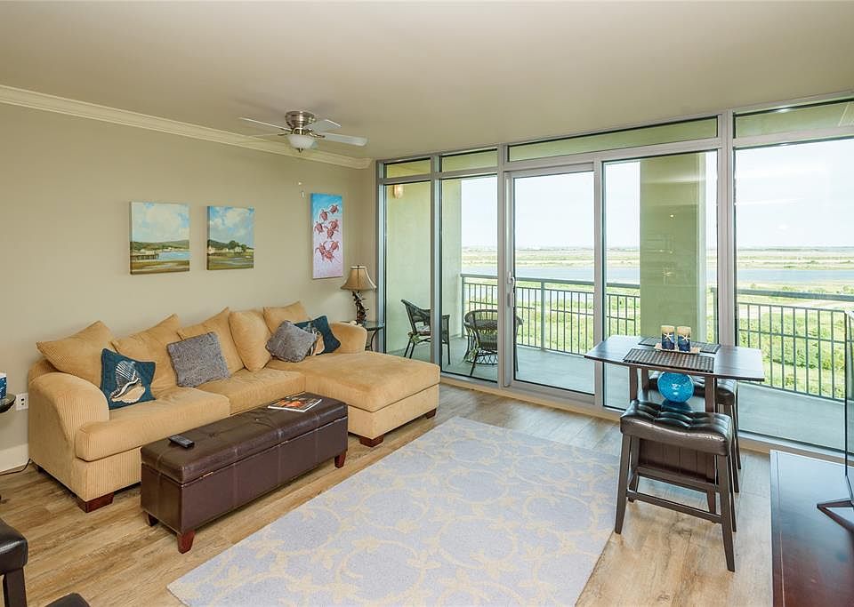 Palisade Palms Apartments - Galveston, TX | Zillow