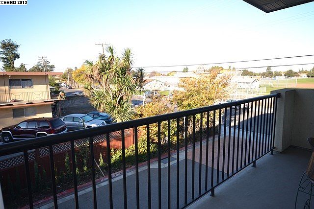 2nd image of 449 Laurel Ave