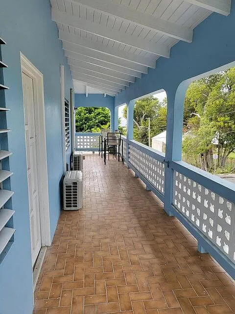 3 bed, 1500 sqft, $1,800 — Photo 2