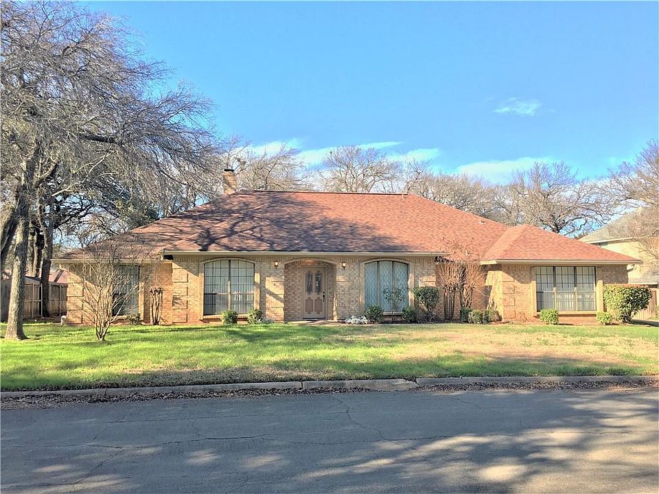1st image of 9025 Kingswood Pl
