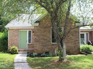 608 Idlewood Ln, Knoxville, TN 37923