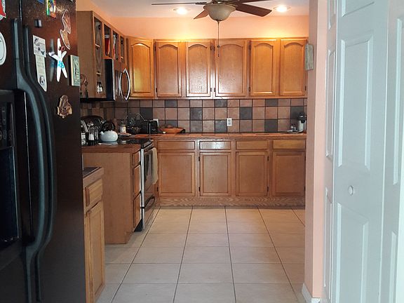 4th image of 6511 Gulfport Blvd S