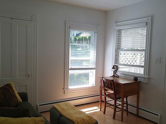 Bedroom 3 Guest bedroom/den