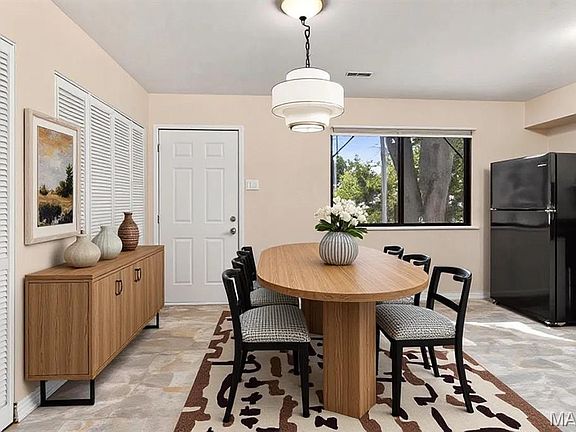3rd image of 4420 Treadway Ln
