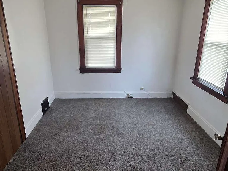 16301 Huntmere Ave #2 — Photo 6