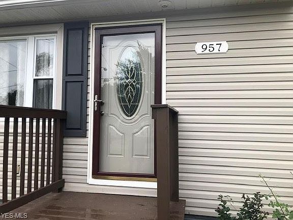 3rd image of 957 Northview Dr