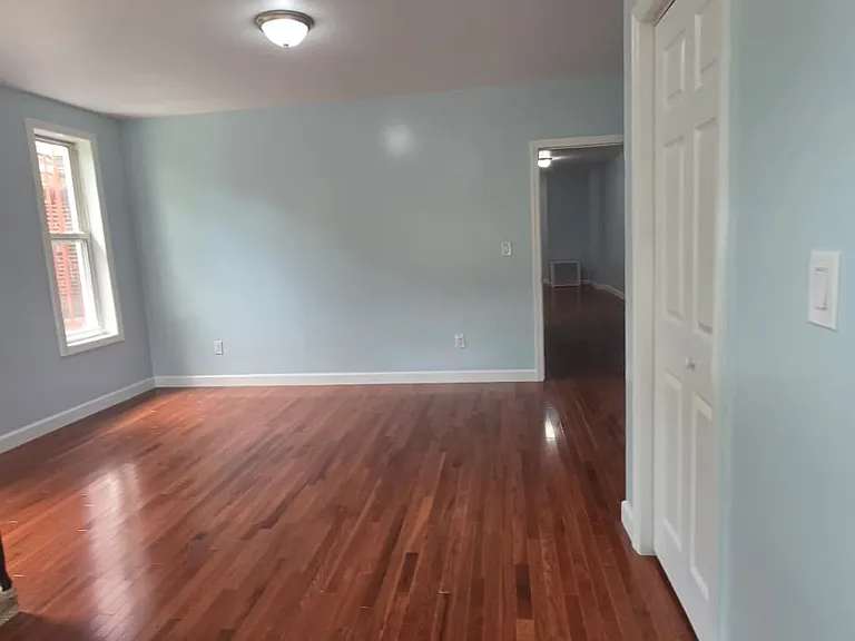 33-30 89th St #2 — Photo 9