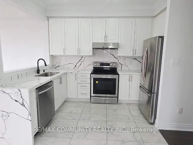 50 Rockman Cres — Photo 11